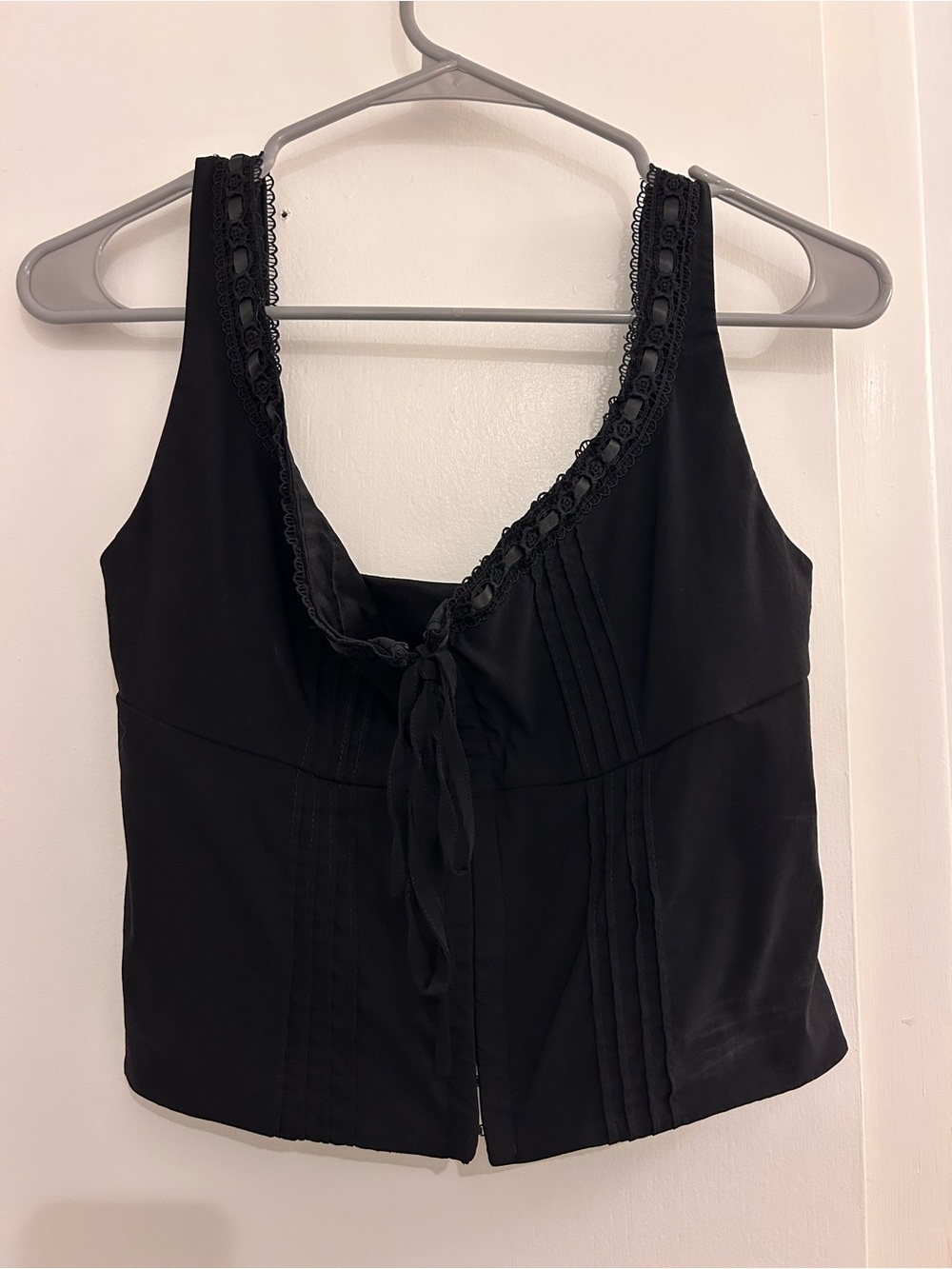 Black Lace-Trim Tie-Front Tank Top by